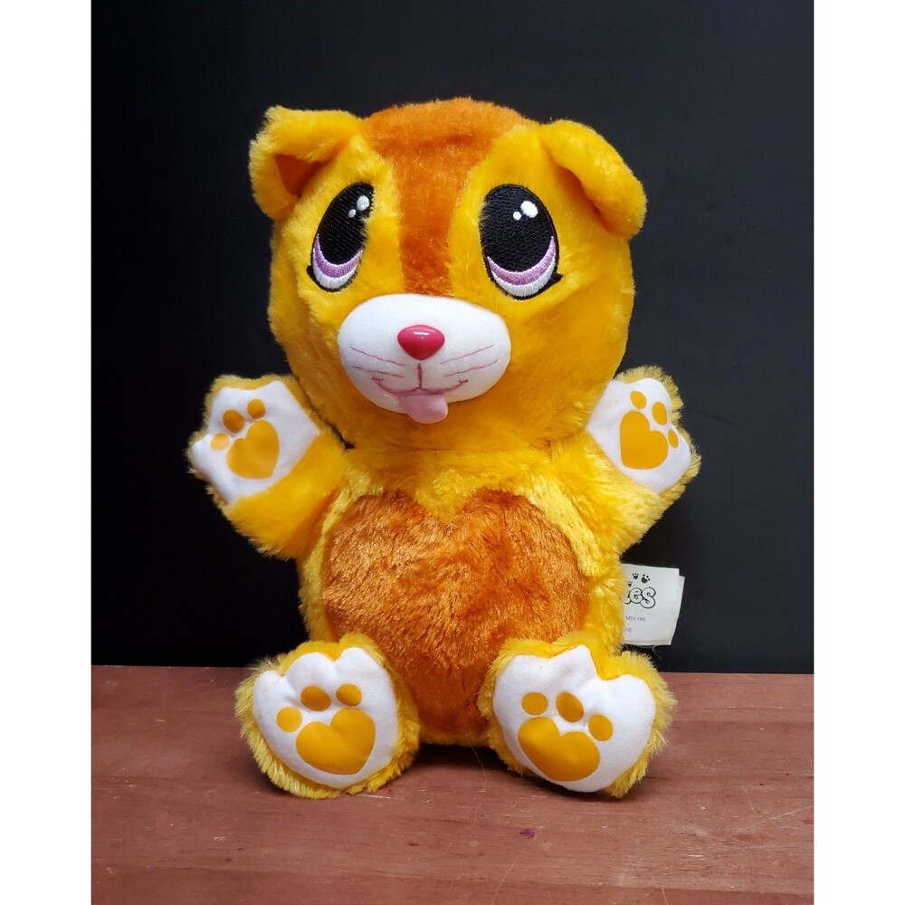 2007 Spin Master Fur Berries Tangerine Tabby Cat 10" Folding Ball Plush Toy